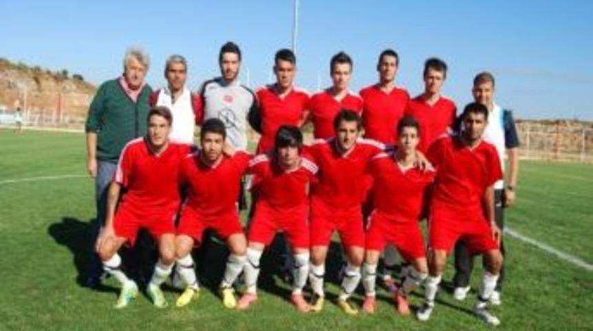 K&uuml;&ccedil;&uuml;kk&ouml;y Belediyespor, &Ouml;zel Ma&ccedil;ta Kırkağac&rsquo;ı 3-2 Yendi