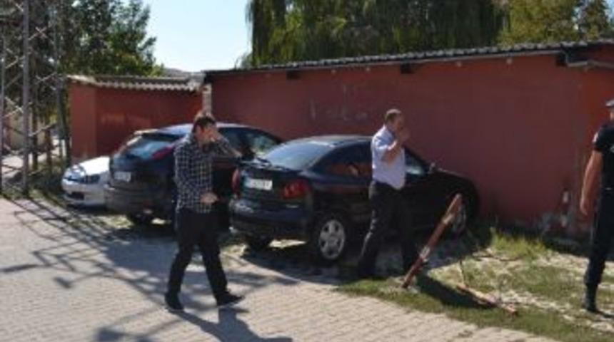 &Ccedil;erkezk&ouml;y'te Trafik Kazası: 1 &Ouml;l&uuml;, 2 Yaralı