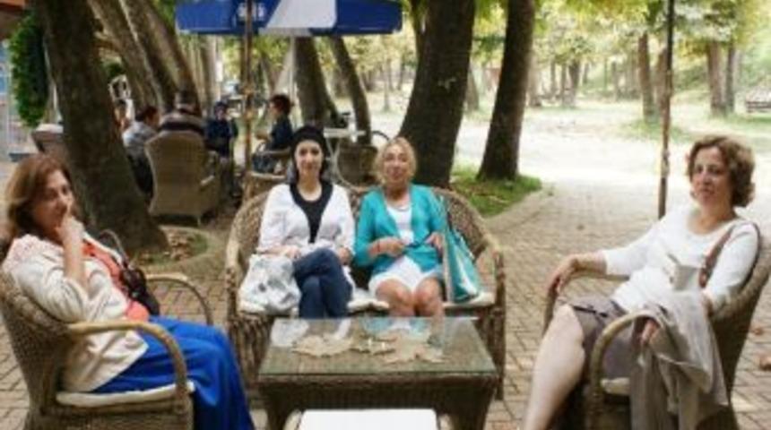 Ak Partili Kadınlar "değerlendirme Toplantısı" Yaptı