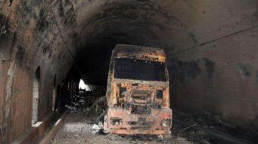 Ter&ouml;ristler Tunceli&rsquo;de Ara&ccedil; Yaktı