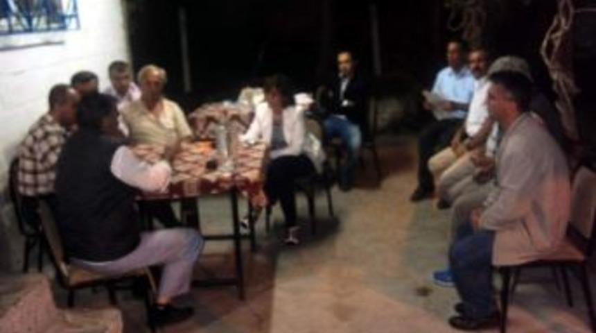 Milletvekili Dilek Yılmaz K&ouml;y Gezilerini S&uuml;rd&uuml;r&uuml;yor
