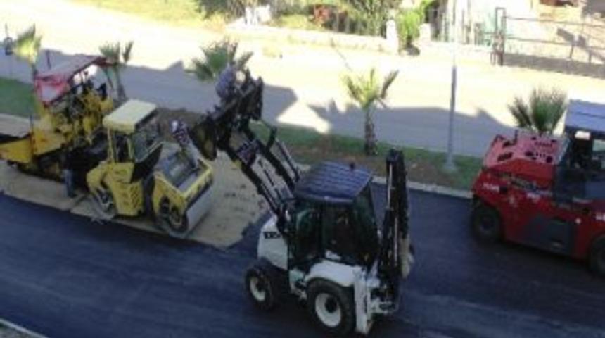 Ak&ccedil;akoca Asfaltlanıyor