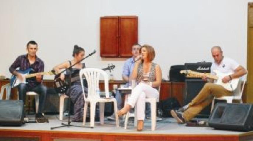 Linyit Lisesi Mezunları Yemekte Buluştu