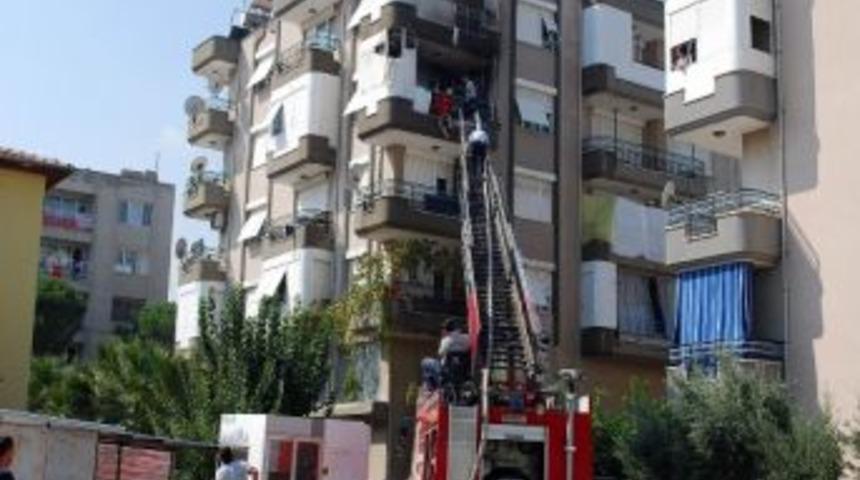 Salihli&rsquo;de Ev Yangını