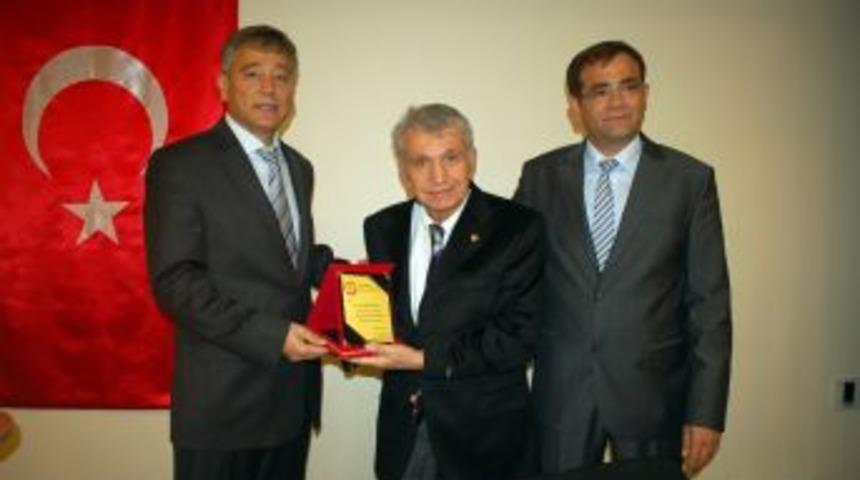 Eczacılardan vefa &ouml;rneği