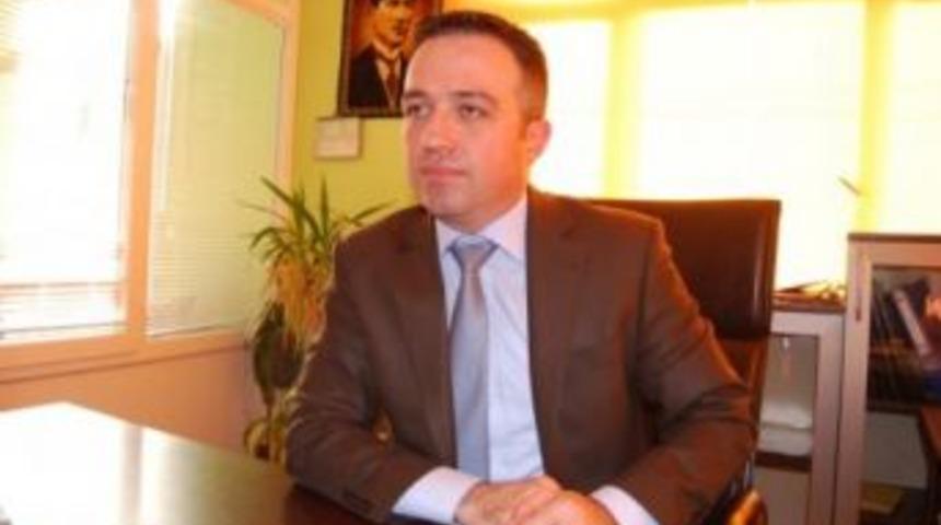 CHP Kozan&rsquo;da dimdik ayakta