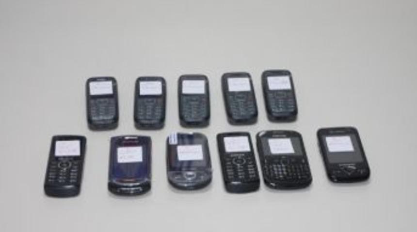 Aksaray&rsquo;da Ka&ccedil;ak Cep Telefonu Operasyonu