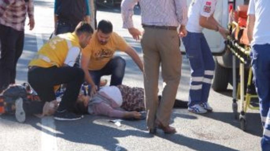 Yolun Karşısına Ge&ccedil;emedi