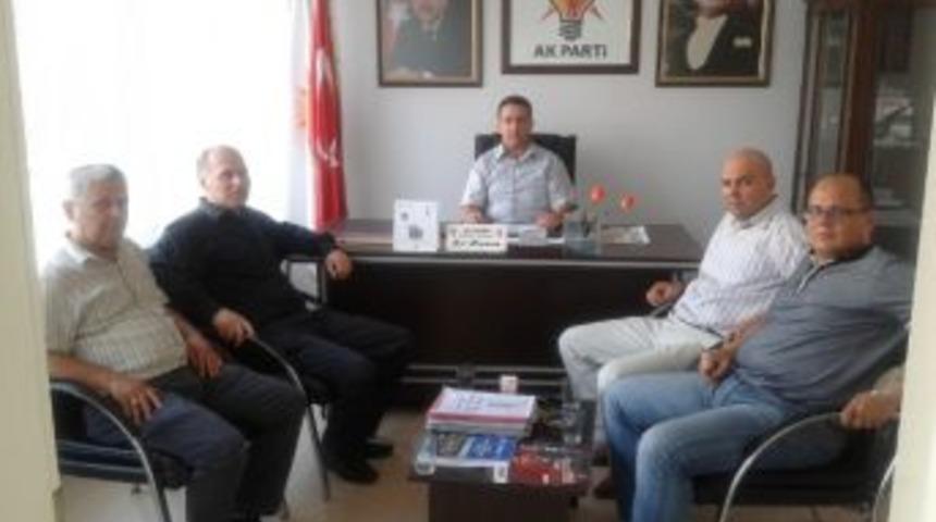 Burhaniyeli İş Adamından Ak Parti&rsquo;ye Ziyaret