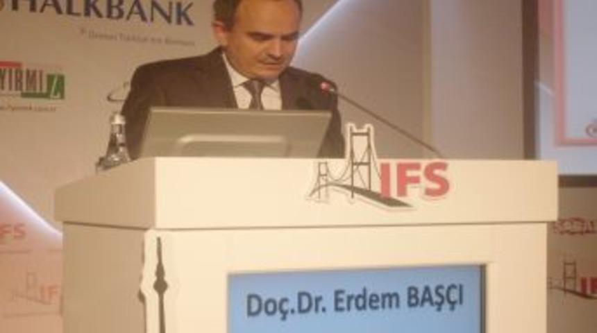 Merkez Bankası Başkanı: Kredi B&uuml;y&uuml;mesi S&uuml;rd&uuml;r&uuml;lebilir Seviyelere Geldi