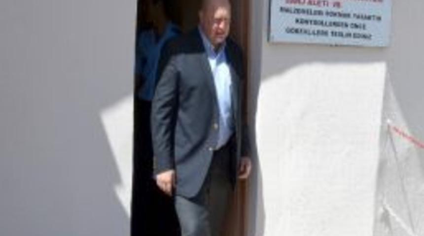 İş Adamları Mehmet Ağar&rsquo;ı Ziyaret Etti