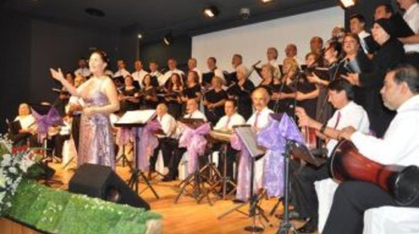 DİKSAD&rsquo;ın TSM konseri b&uuml;y&uuml;ledi