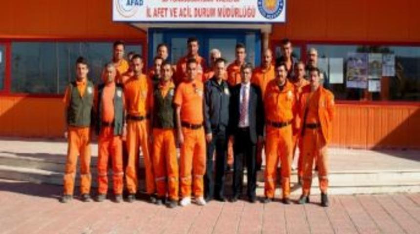 Afyonkarahisar Afad M&uuml;d&uuml;rl&uuml;ğ&uuml; Personeli Adıyaman&rsquo;da G&ouml;reve Başladı