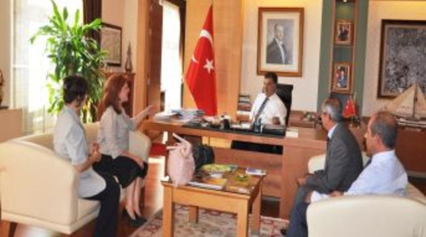 K&uuml;t&uuml;phaneler Genel M&uuml;d&uuml;r Yardımcısı Atın&ccedil;, Vali Al&rsquo;ı Ziyaret Etti