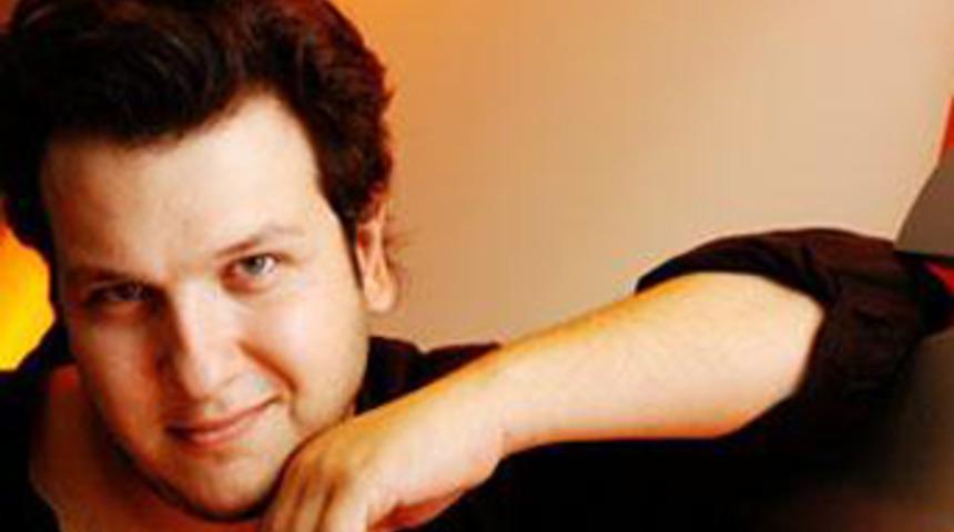 Şahan'ın yeni g&ouml;zdesi!