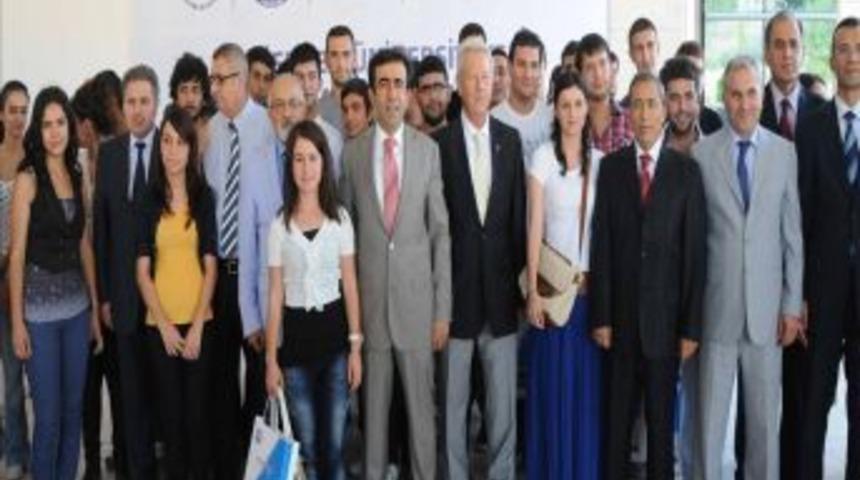 'Teknolojiyi Iyi Kullananlar D&uuml;nyanın En Zengin &Uuml;lkeleri Haline Geldi'