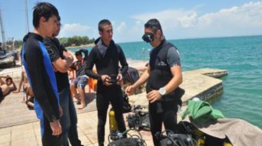 Van’da Dalgıçlık Kursu Devam Ediyor