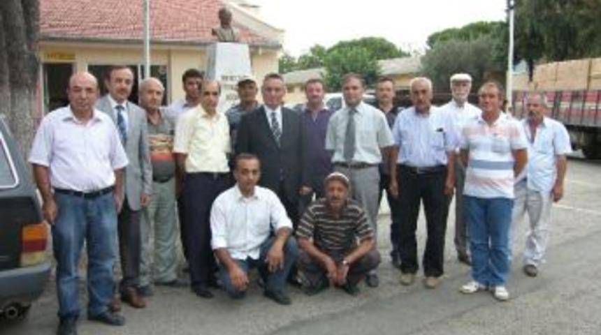 Manisalı Arıcılara Kovan Tabanı Dağıtıldı