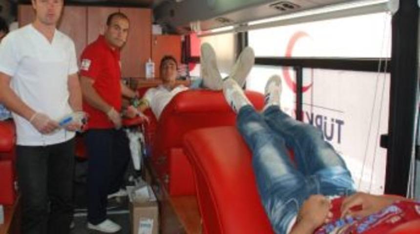 Kızılay Kahta&rsquo;da Kan Bağışı Kampanyası Başlattı