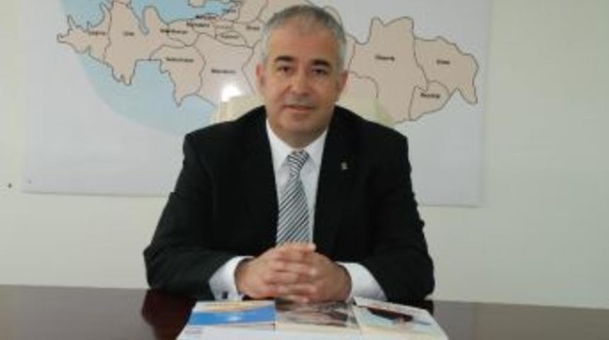 Ak Parti İl Başkan Yardımcısı Ve Tanıtım Ve Medya Başkanı Aziz Demir, İl Danışma Meclisi Toplantısı'nda Bakanların A&ccedil;ıklamalarının &Ccedil;arpıtılmasına &Uuml;z&uuml;ld&uuml;klerini Belirtti