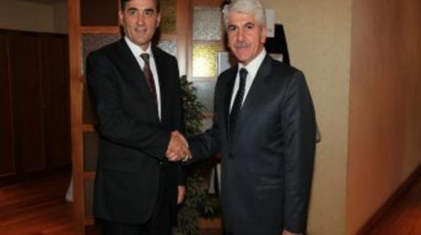 Kosova Ile Eskişehir Arasındaki Kardeşlik Ilişkisi Giderek Artıyor