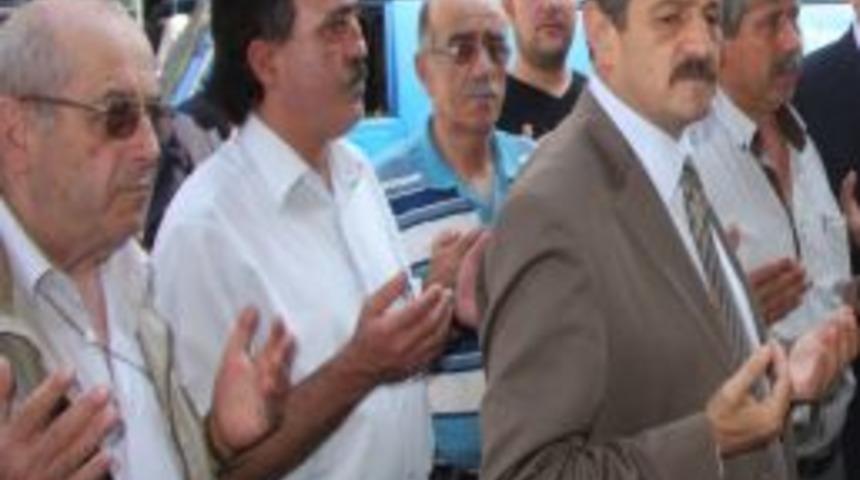 Belediye Başkanı A&ccedil;ılışa Katıldı