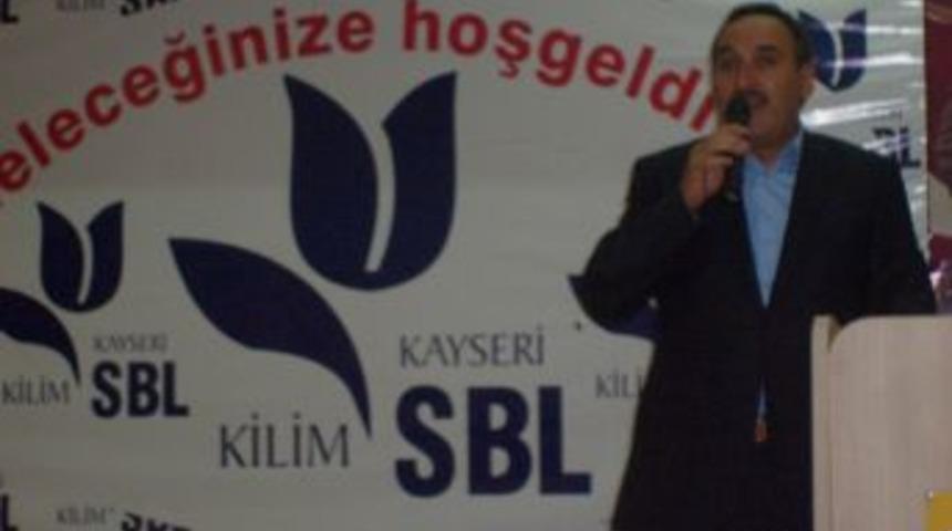 Başarılı &Ouml;ğrenciler Kilim Mobilya Tarafından &Ouml;d&uuml;ll&uuml;ndirildi