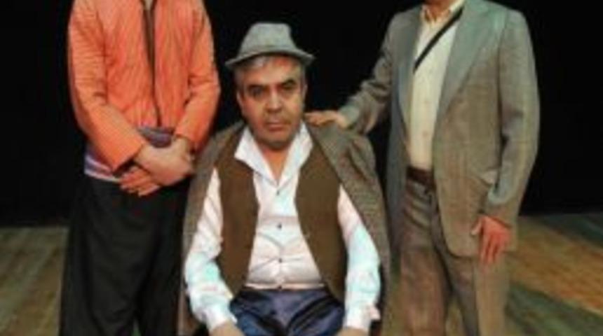 Mamak Belediyesi Kent Tiyatrosu Yeni D&ouml;nemde &Ccedil;ok İddialı