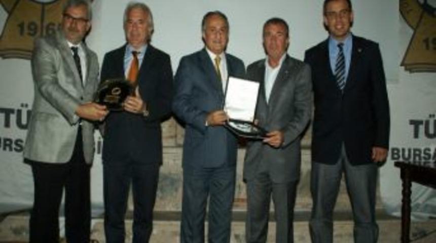 Meşin Yuvarlak &Ouml;d&uuml;lleri Sahiplerini Buldu