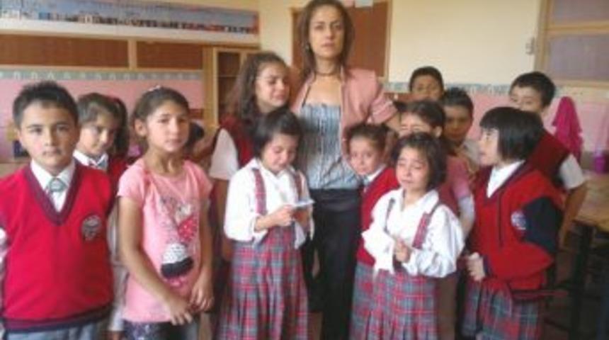 &Ouml;ğrenciler G&ouml;zyaşlarına Boğludu