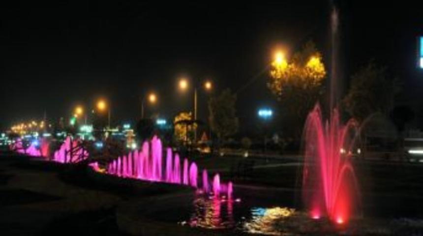 Yenilenen Gazi Bulvarı Hizmete A&ccedil;ılıyor