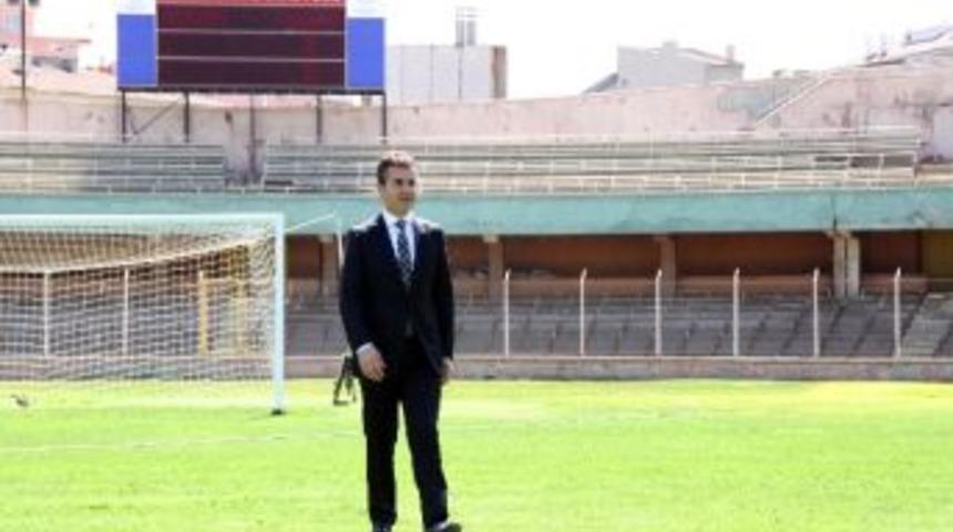 Bakan Suat Kılı&ccedil;'tan Aziz Yıldırım'a Cevap