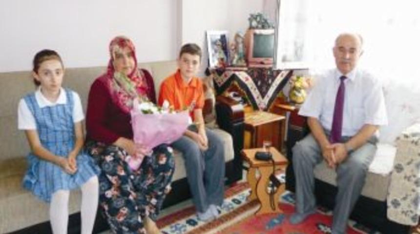 Şehit &Ouml;ğretmen Unutulmadı