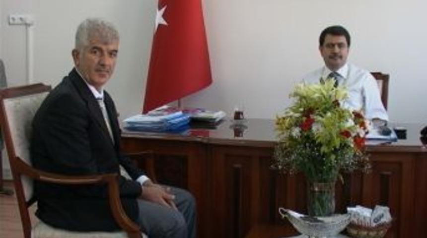 N&uuml;vit Ateş Vali Şahin&rsquo;i Ziyaret Etti