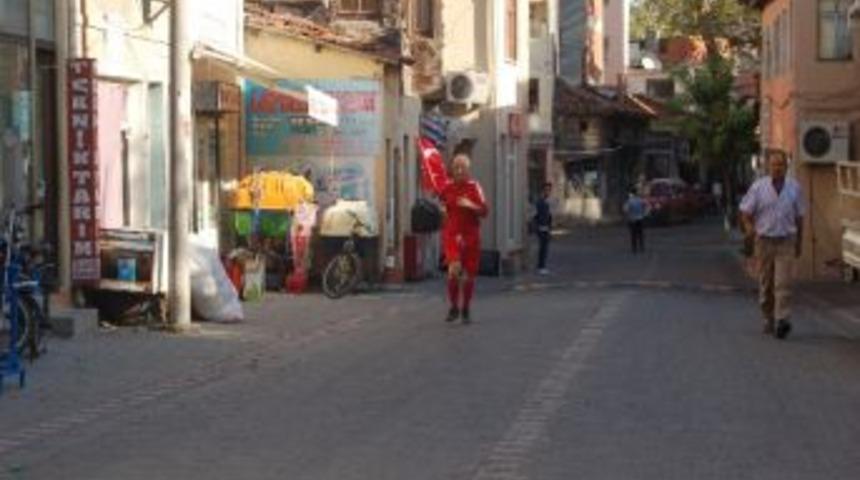 Eski Balkan Şampiyonu Kurtuluş İ&ccedil;in Koştu
