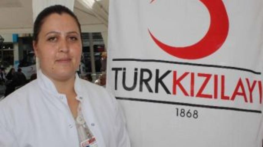 Kan Bağışı Babadan Oğula Ge&ccedil;ti