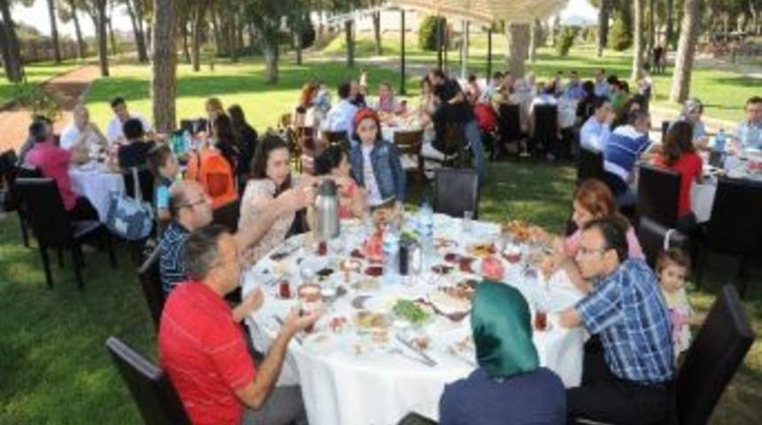 Hakim Ve Savcılar Tanışma Kahvaltısında Buluştu