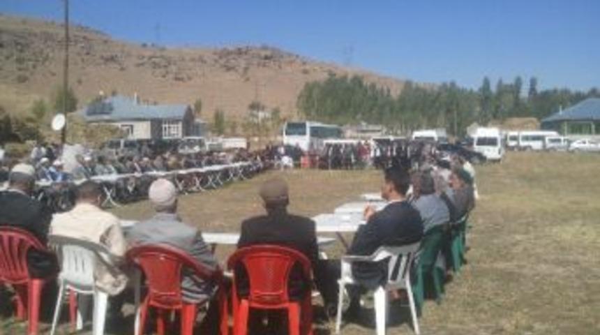 Muradiye'de Barış T&ouml;reni