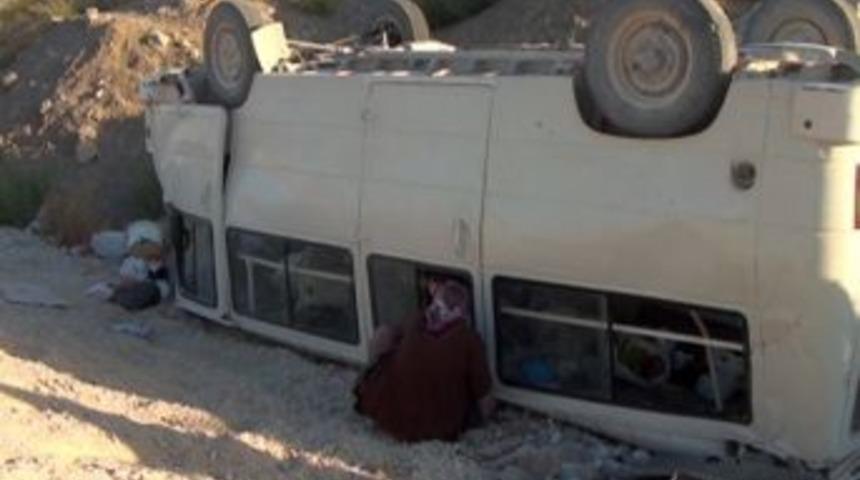 Tarım İş&ccedil;ileri Kaza Yaptı: 17 Yaralı