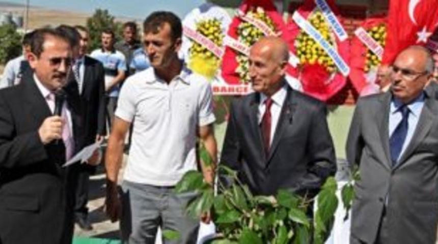 Vali Başk&ouml;y Pancar Alım T&ouml;reninde