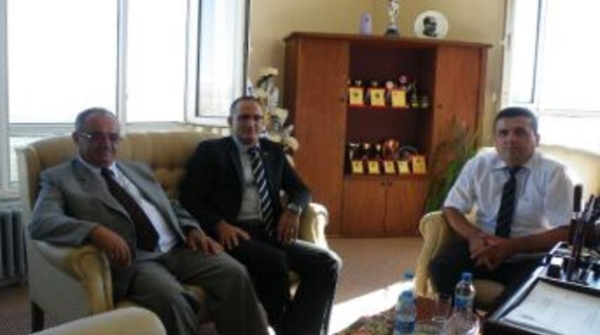 Kaymakam &Ccedil;ekmen Ve Belediye Başkanı Altıntaş&rsquo;tan Ziyaret