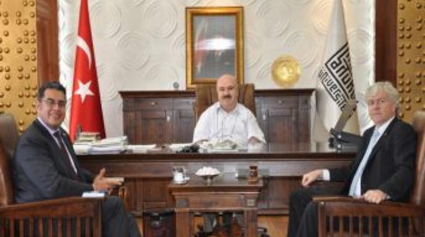 Rekt&ouml;r Omay, Kanada Ve Yeni Zelanda B&uuml;y&uuml;kel&ccedil;ilerini Kabul Etti