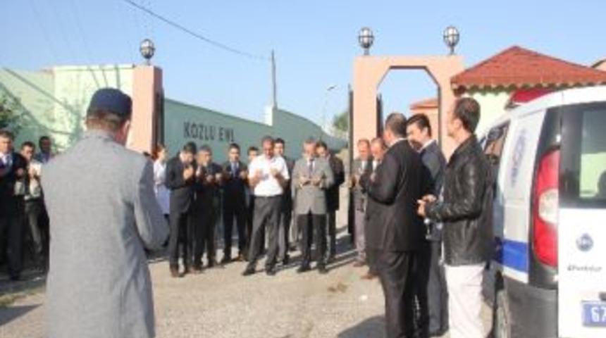 Okul M&uuml;d&uuml;rleri, Şehitler İ&ccedil;in Kur&rsquo;an-ı Kerim Okuttu, Dua Etti