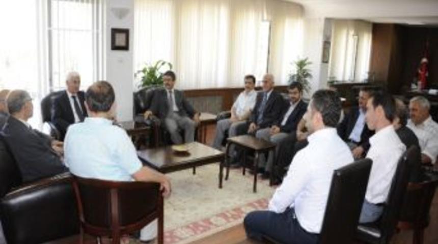 Belediye Başkanı Uğurlu Ve Meclis &Uuml;yeleri Vali Koca&rsquo;yı Ziyaret Etti