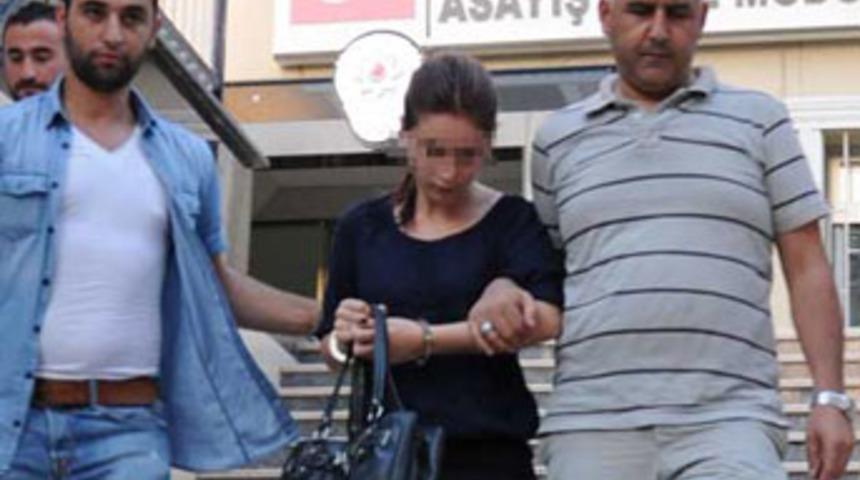 T&uuml;rk sevgilisini uyuturak soydu