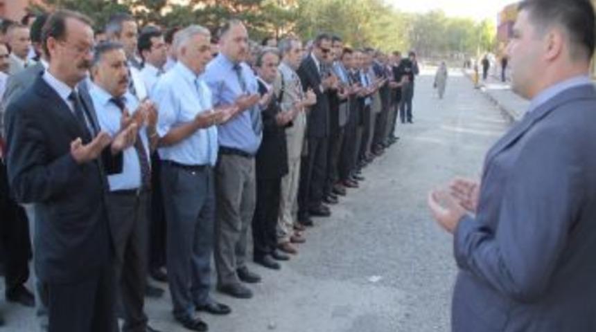 Kamu-sen&rsquo;den Ter&ouml;r Olaylarına Kınama