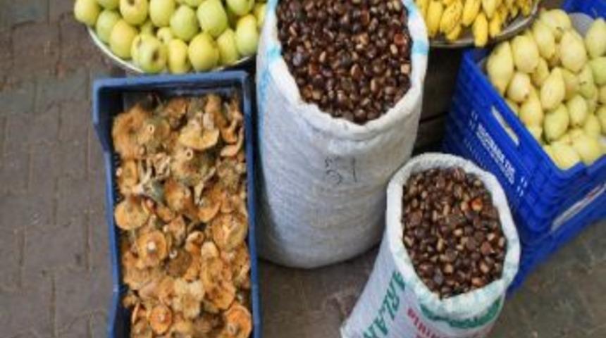 Kestane Pazara İndi