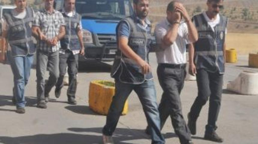 Tır Hırsızları Yakalandı