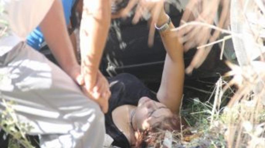 K&ouml;pr&uuml;den U&ccedil;an Bayan S&uuml;r&uuml;c&uuml;y&uuml; Hava Yastıkları Kurtardı