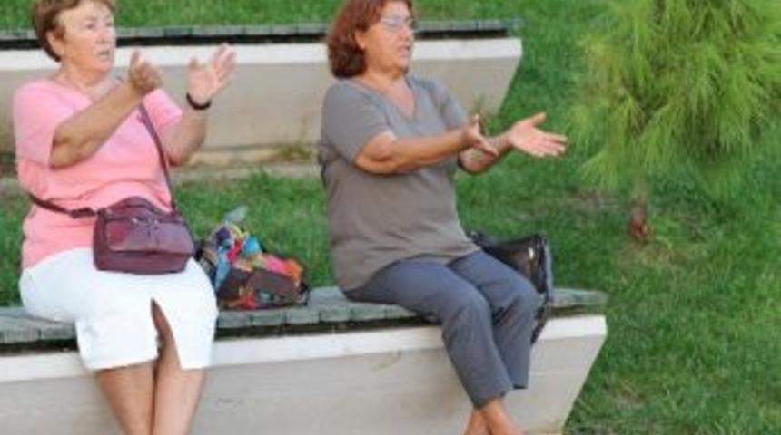 Antalya&rsquo;da Parkta Yoga